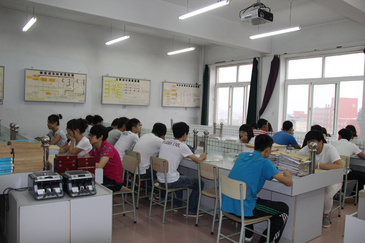 会计教学做一体化室.jpg